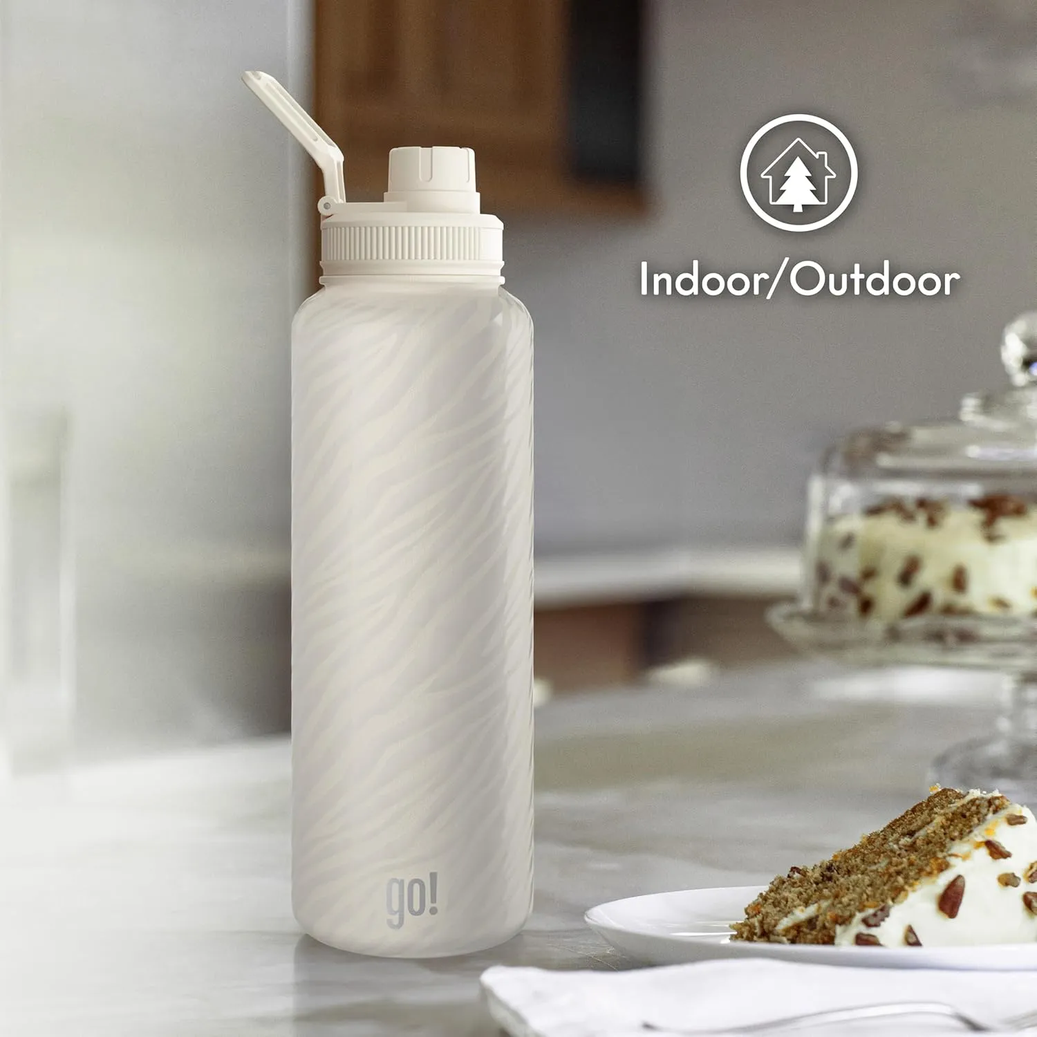 40oz Stainless Steel Sports Bottle with Triple Insulation & Copper Lining – Keeps Drinks Cold for 18 Hours & Hot for 6 – Threaded Lid with Attached Cap, Carrying Handle and Sweat-Free (Cream Zebra)