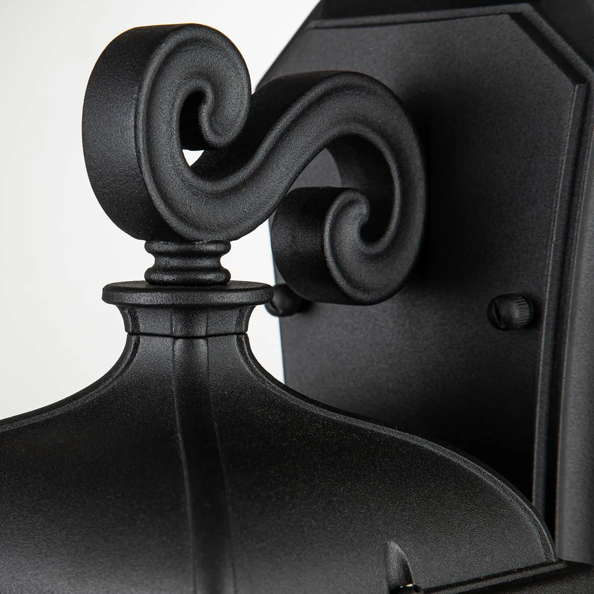 Bayview 1 Light Small Wall Lantern | Black