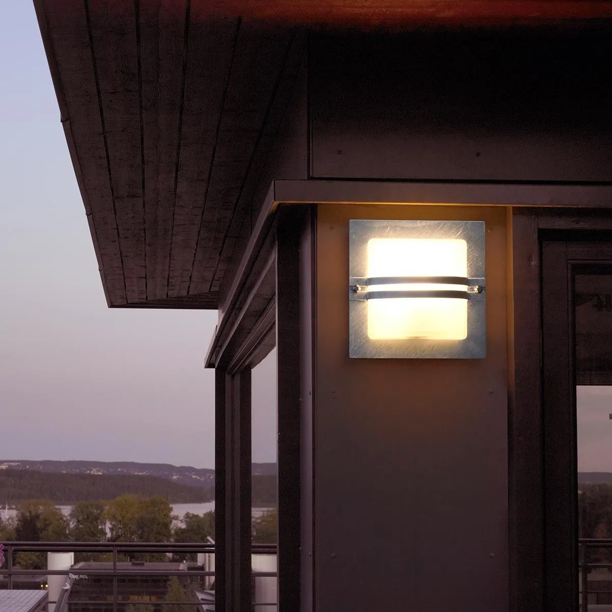 Bern 1 Light Wall Lantern - Galvanised With Frosted Glass | Galvanised