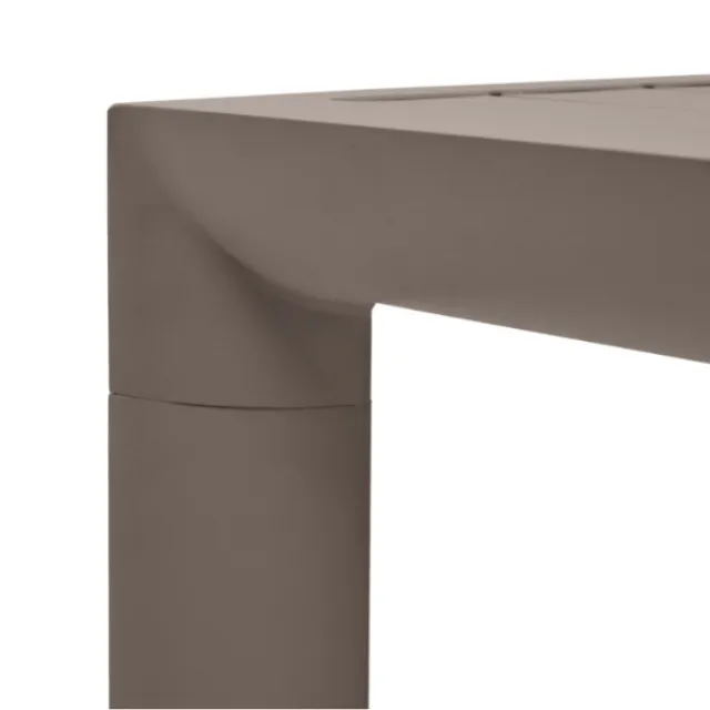 Culip Outdoor table