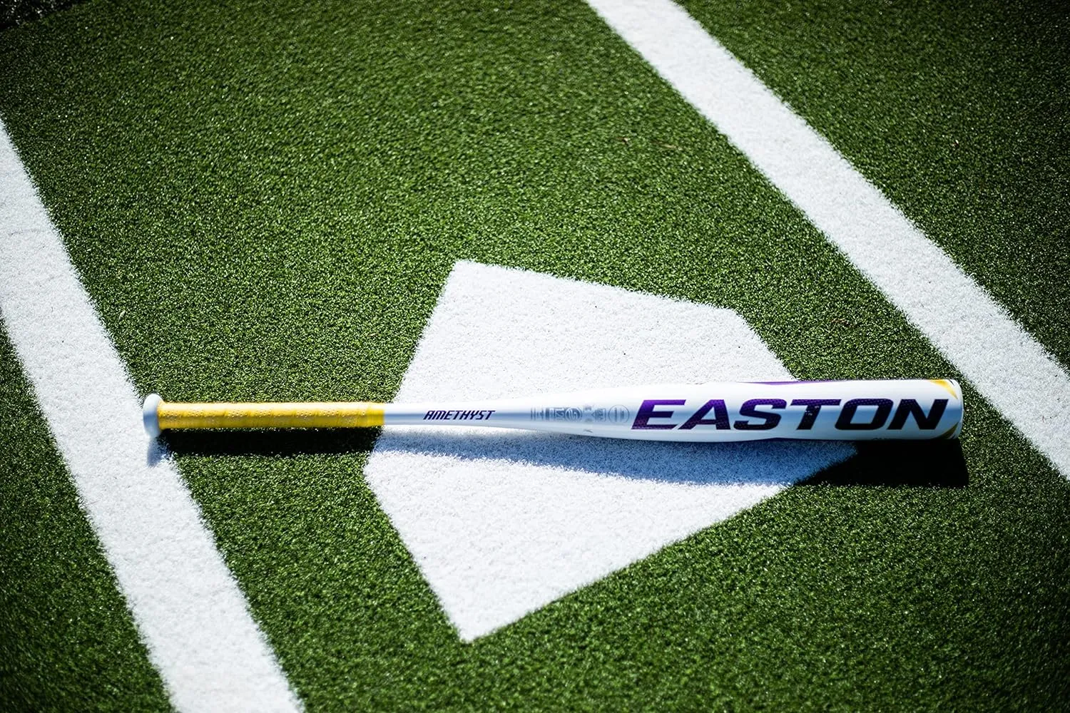Easton | Amethyst Fastpitch Softball Bat | -11 Drop | 1 Pc. Alloy | Approved for All Fields