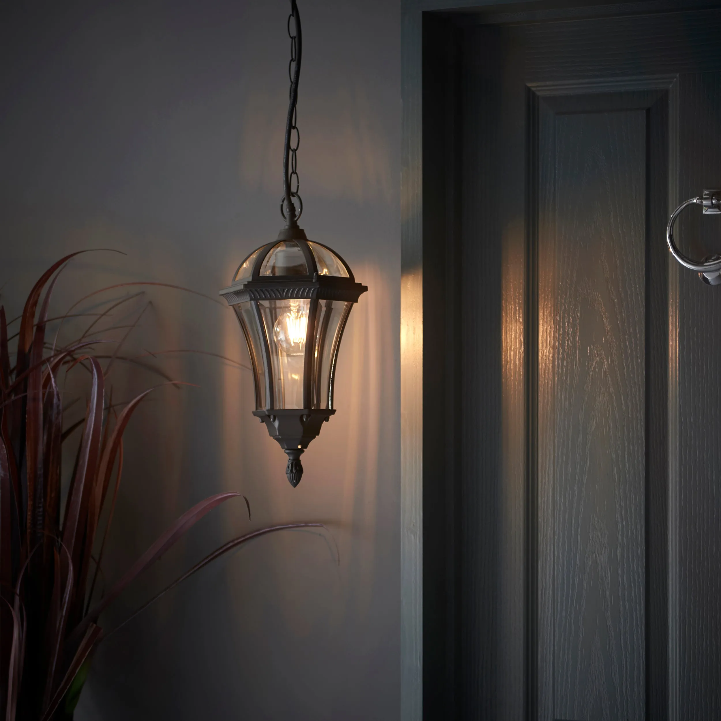 Endon YG-3503 Drayton 1lt Pendant Textured black & clear glass 60W E27 GLS (Required)