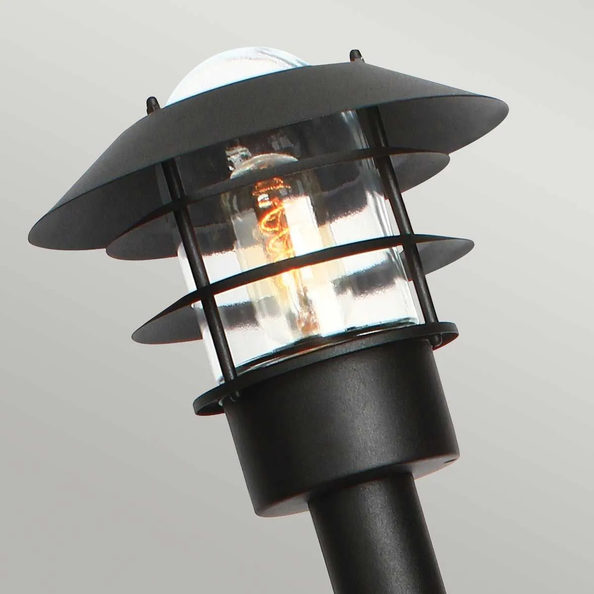 Helsingor 1 Light Bollard Lantern | Black