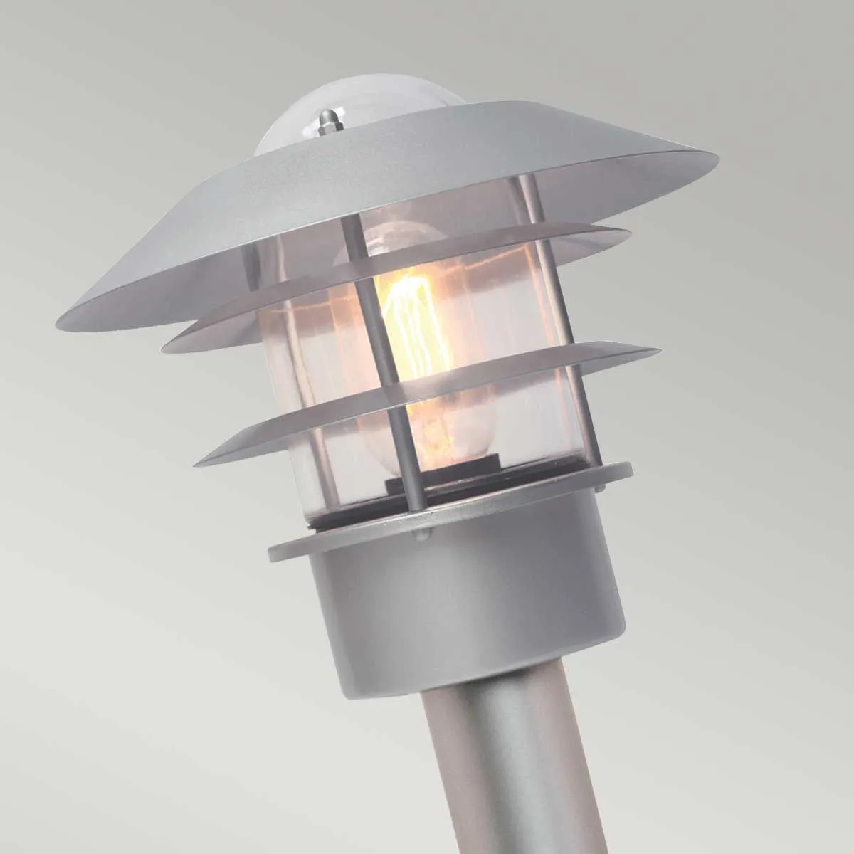 Helsingor 1 Light Bollard Lantern | Silver