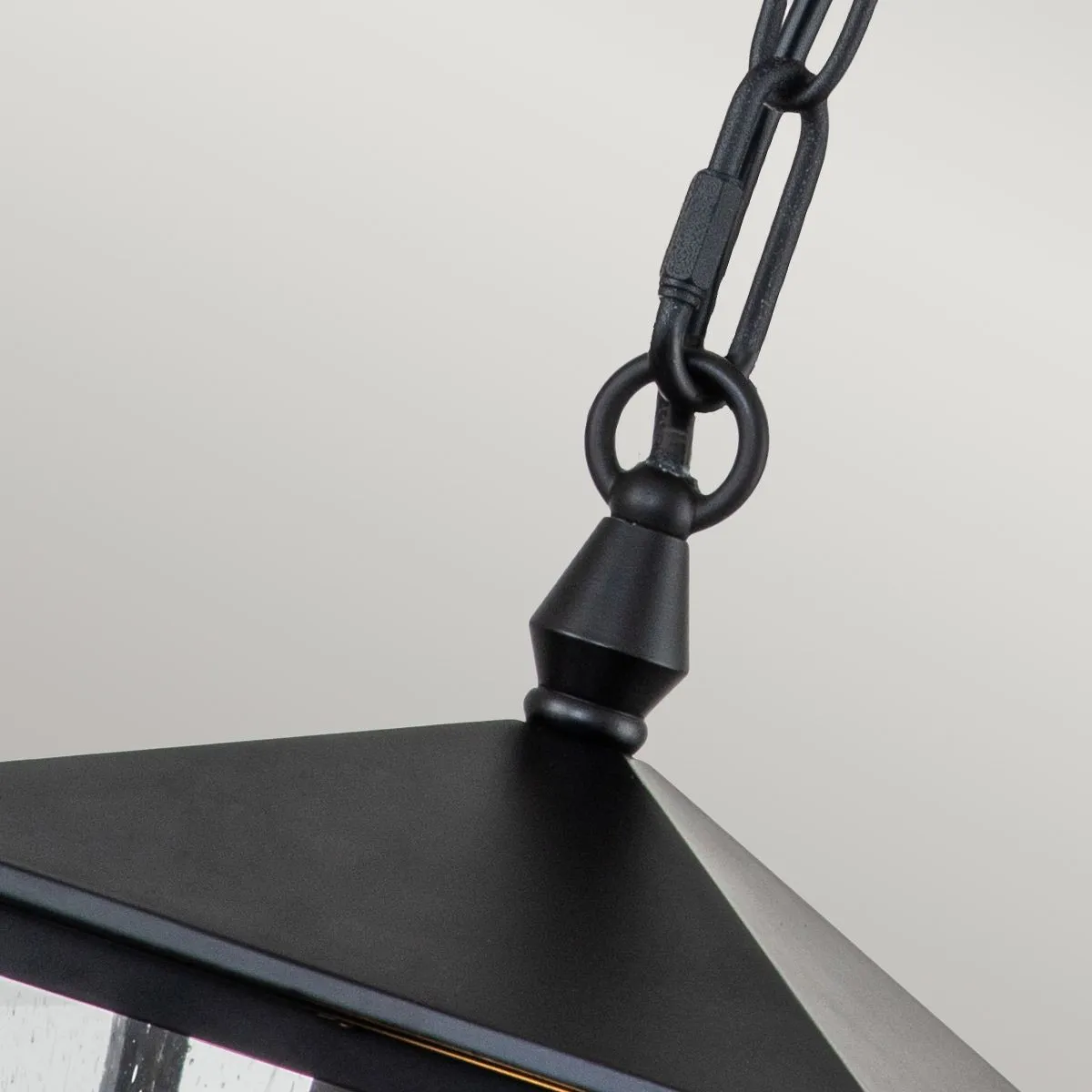 Huntersfield 1 Light Small Chain Lantern | Black