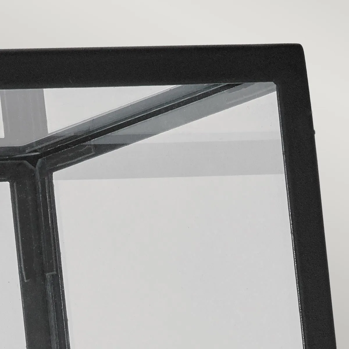 Lofoten 1 Light Wall Light with Arm      | Black