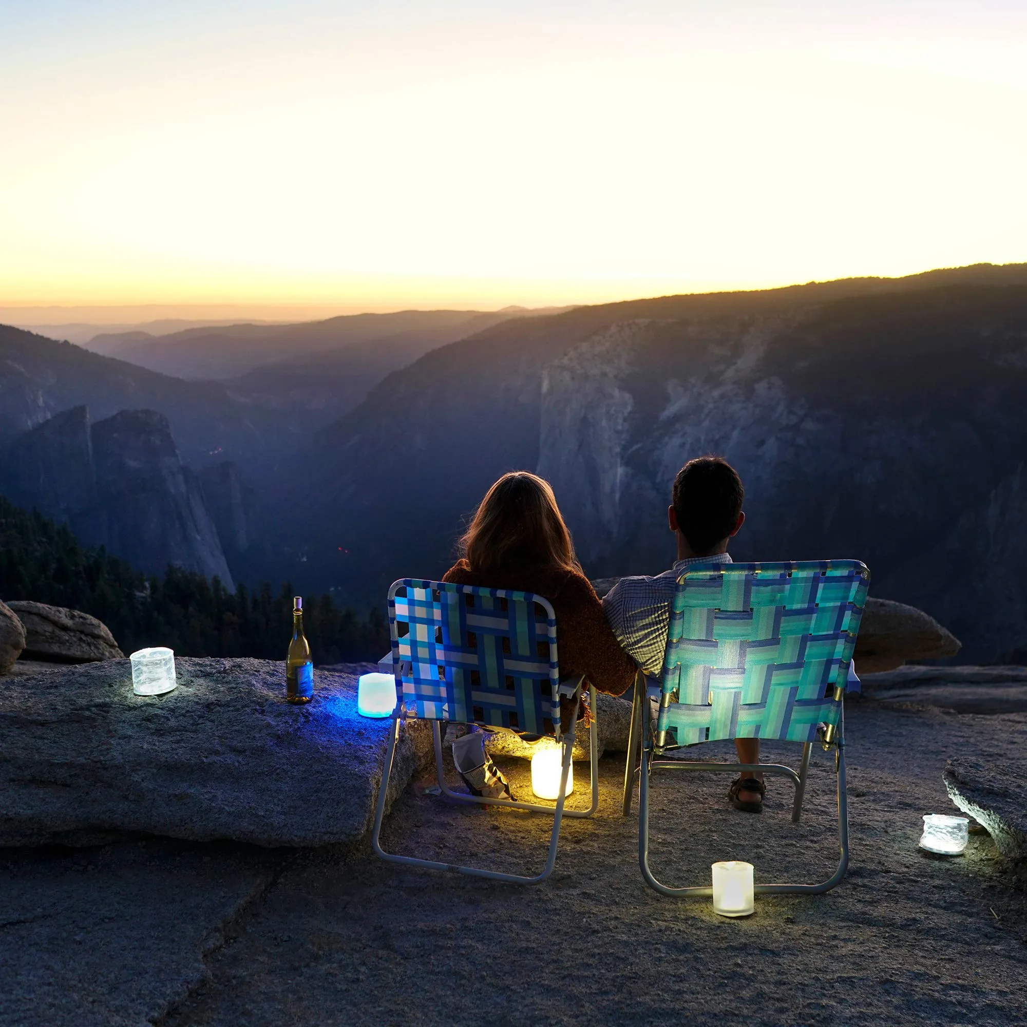 MPOWERD Luci Color Solar Inflatable Lantern