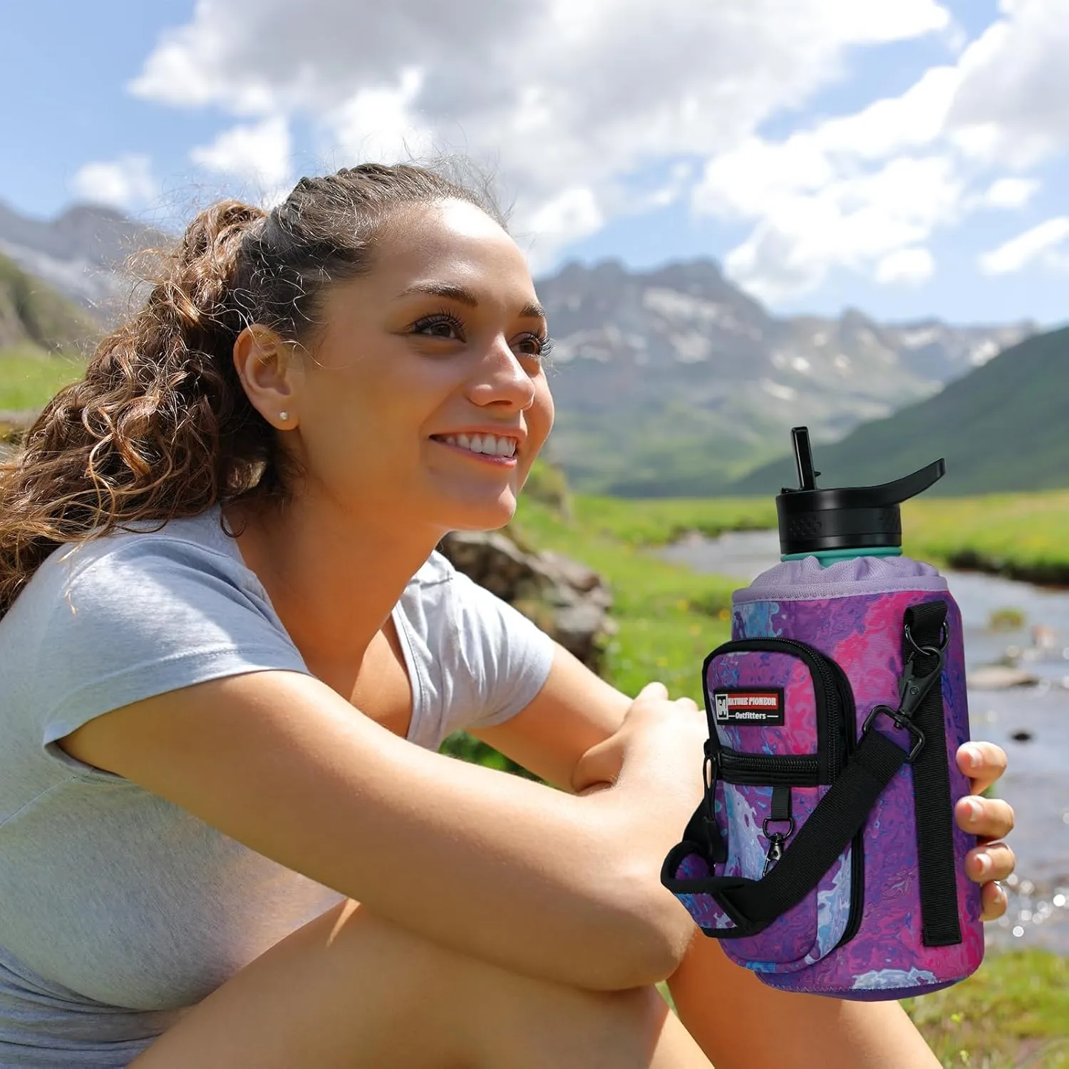 NATURE PIONEOR Water Bottle Holder with Strap,Water Bottle Carrier Bag Sling Sleeve with Adjustable Shoulder Strap & Handle and Large Phone Pocket for Walking,Hiking,Travelling for 25oz/32oz/40oz/64oz