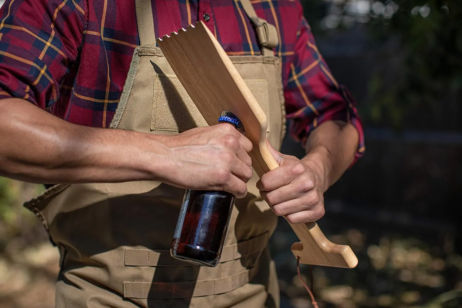 PICNIC TIME NFL Hardwood BBQ Grill Brush Scraper with Bottle Opener, Wood Barbecue Cleaner, Non-Bristle BBQ Cleaning Tool for Multi Types Grill Grates (Parawood)