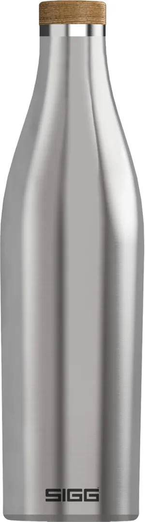 SIGG - Insulated Water Bottle - Meridian Brushed - Leakproof & Extra-Slim - BPA Free - Plastic Free - 18/8 Stainless Steel - Double Walled - Bamboo Screw Top - Brushed - 17 Oz